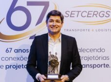 Vipal Borrachas conquista o Prêmio Preferência do Transporte e Logística do RS 