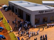 New Holland inaugura centro para capacitação